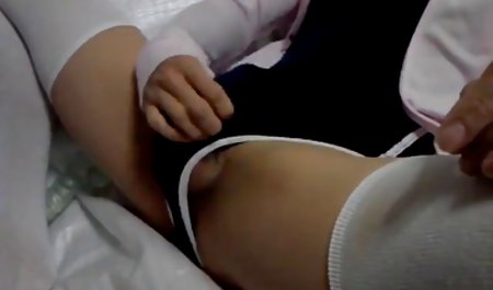 Istri selingkuh bokepindovsbarat - ibu rumah tangga bahagia kering Bertie mencoba anggota baru